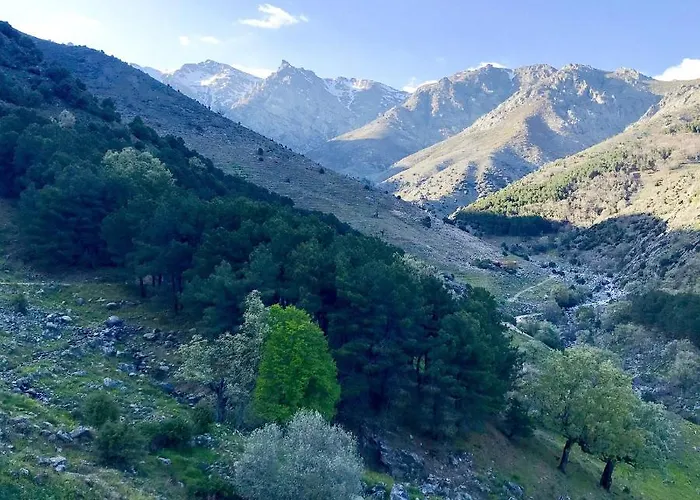 Apartament Candeleda Suite *