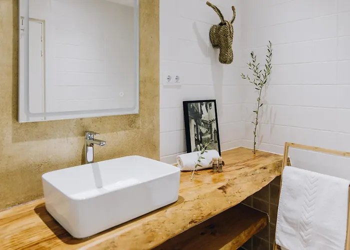 Candeleda Suite * Candeleda